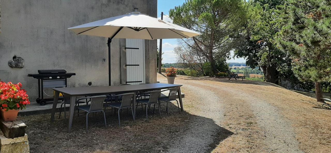 Chambres D'Hotes - Le Moussat Lagraulet-du-Gers Kültér fotó